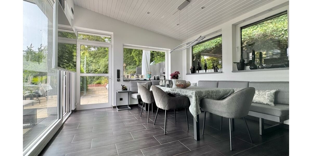 Stilvoll wohnen mit Weitblick - Einfamilienhaus Baddeckenstedt | Angebot:23816691