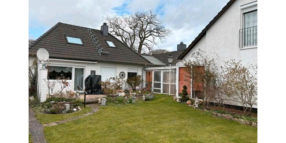 Einfamilienhaus Lehre - 8 Zimmer, 227 m&sup2;, 450.000&euro; | Angebot:26006092