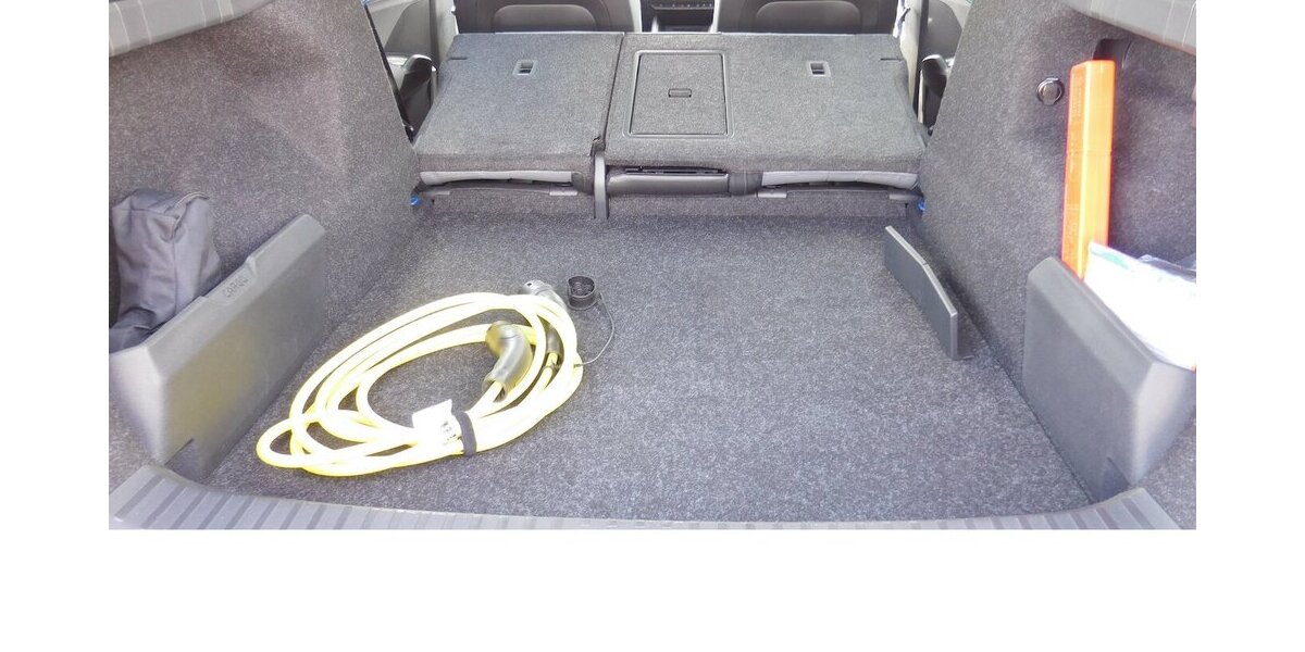 Skoda Enyaq iV 50 1-Gang Elektrik Automatic Klima Navi 29.800 km 20.990 &euro; Vordorf 38533