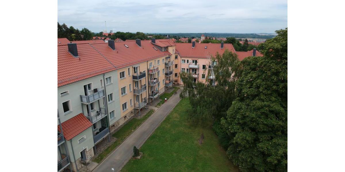 Etagenwohnung Schöningen - 2 Zimmer, 82 m&sup2;, 490&euro; | Angebot:23536150