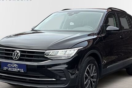 VW Tiguan 84.000 km 22.990 &euro; Goslar 38640