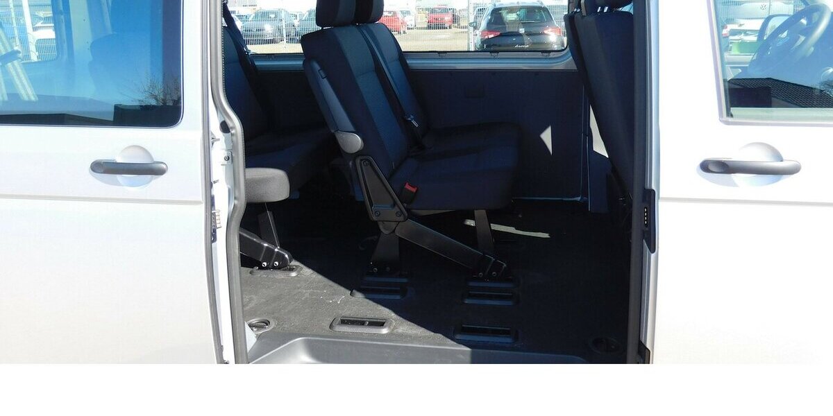 VW T6.1 Transporter Abt e-Lang DSG 4-Gang 7 Sitze 4.900 km 19.990 &euro; Vordorf 38533