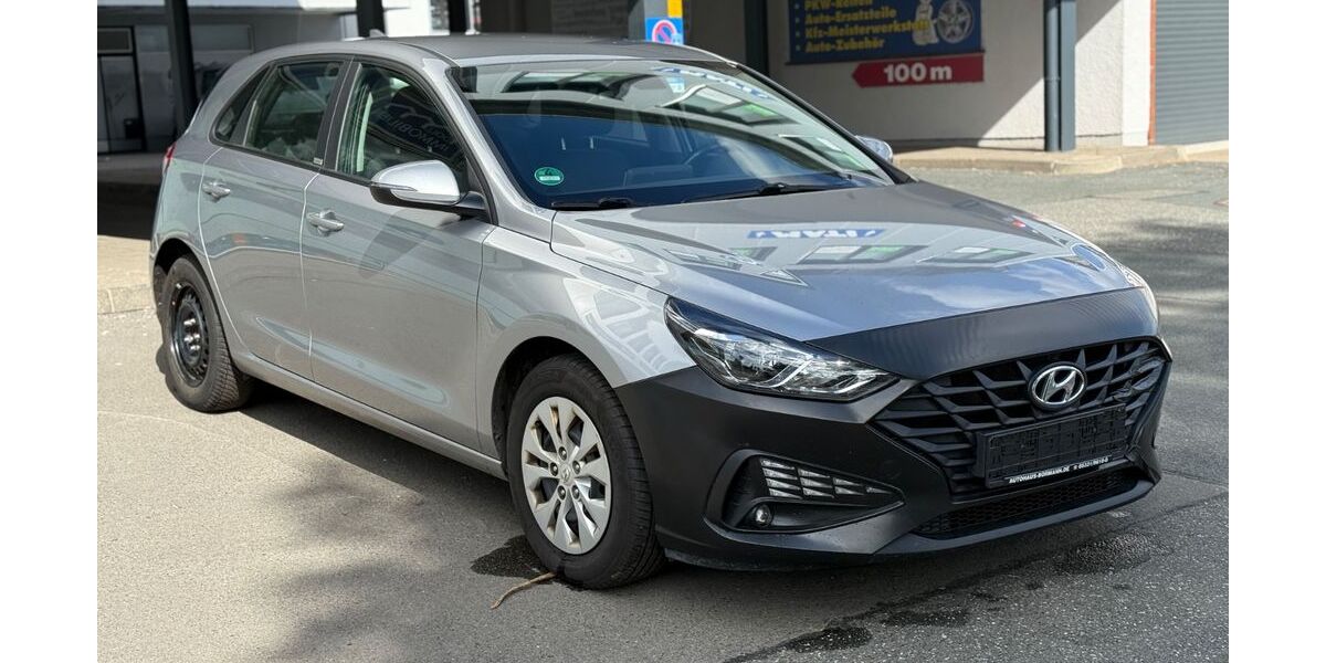Hyundai i30 193.800 km 7.900 &euro; Salzgitter 38229
