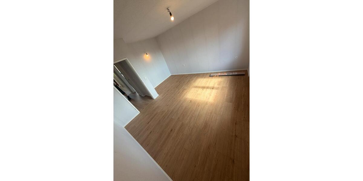 Dachgeschoßwohnung Salzgitter - 3 Zimmer, 65 m&sup2;, 115.000&euro; | Angebot:27111934