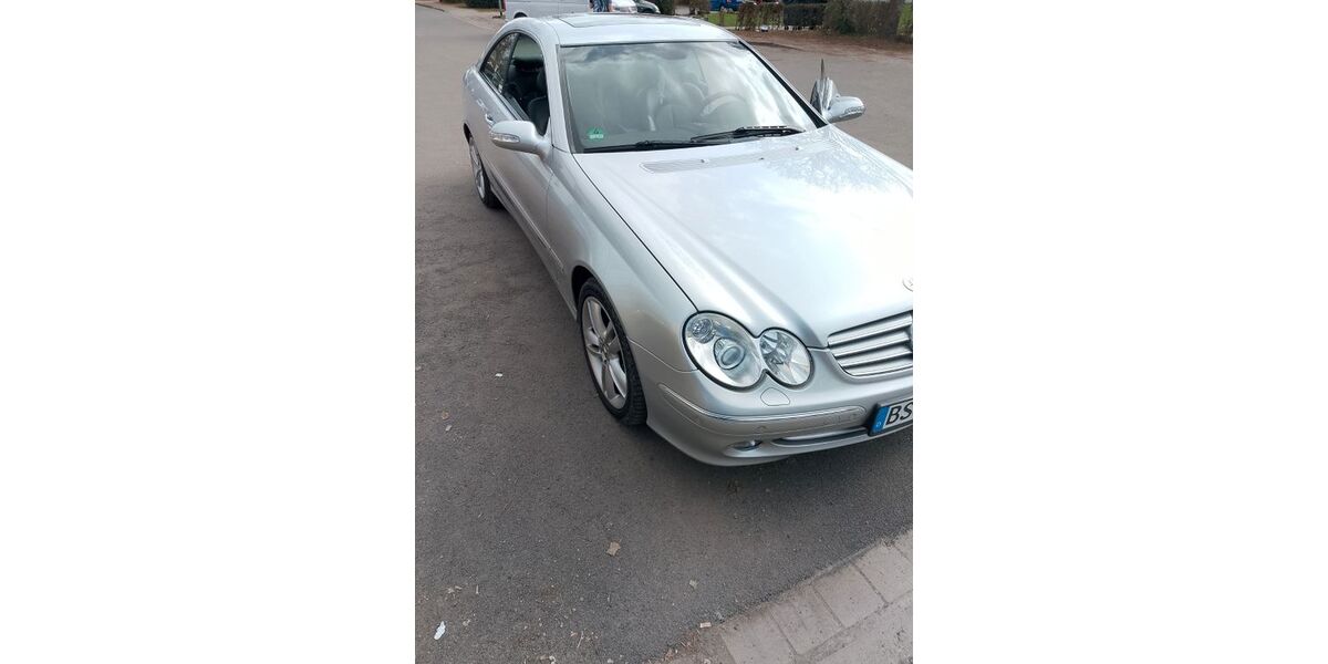 Mercedes-Benz CLK 320 135.000 km 7.600 &euro; Braunschweig 38120