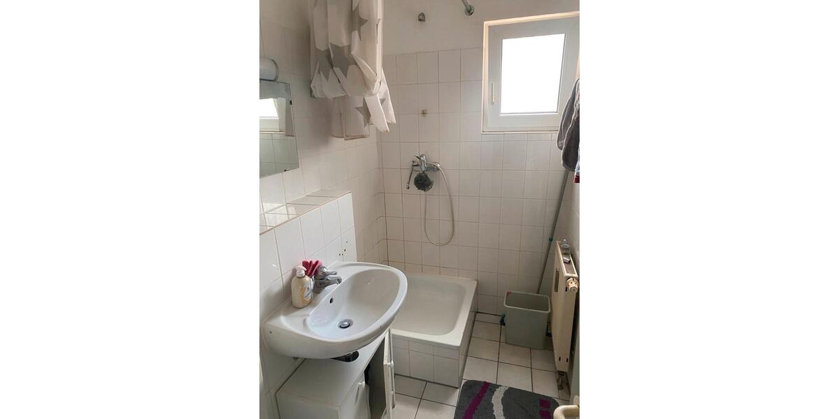 Etagenwohnung Braunschweig Lehndorf-Watenbüttel - 1 Zimmer, 24 m&sup2;, 315&euro; | Angebot:26041910