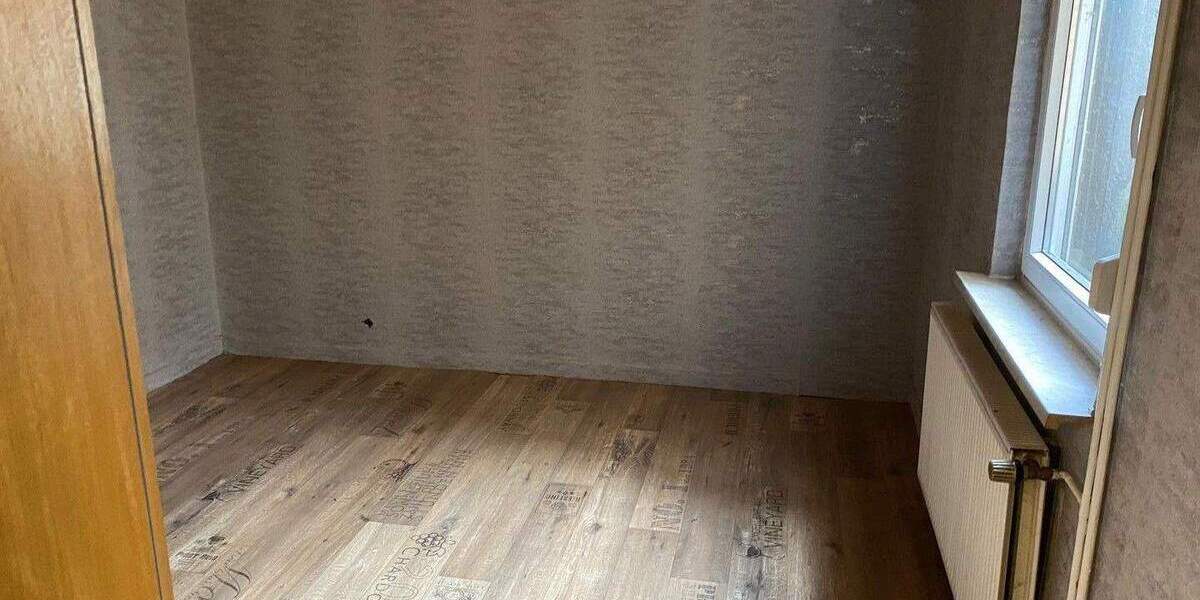 Einfamilienhaus Peine Duttenstedt - 8 Zimmer, 152 m&sup2;, 175.000&euro; | Angebot:25736898