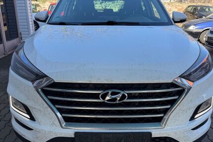 Hyundai TUCSON 187.000 km 12.950 &euro; Wolfenbüttel (Halchter) 38304