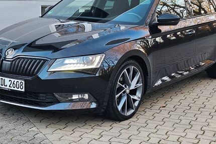 Skoda Superb 139.600 km 20.880 &euro; Braunschweig 38110