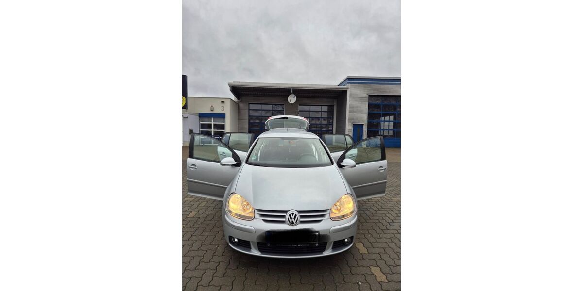 VW Golf 217.000 km 2.400 &euro; Goslar 38642