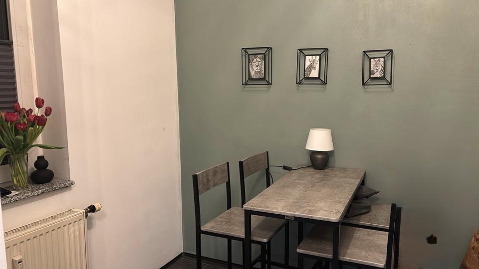 Etagenwohnung Schwülper - 6 Zimmer, 183 m&sup2;, 1.500&euro; | Angebot:25658693