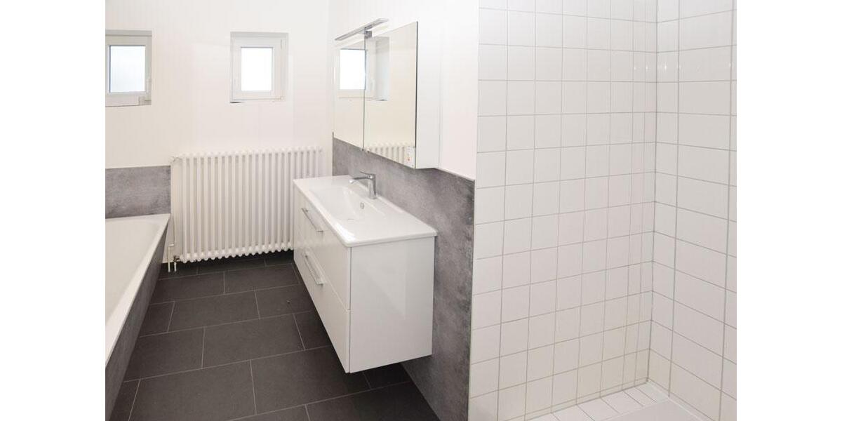 Einfamilienhaus Wolfenbüttel Ahlum - 8 Zimmer, 186 m&sup2;, 1.900&euro; | Angebot:26284876