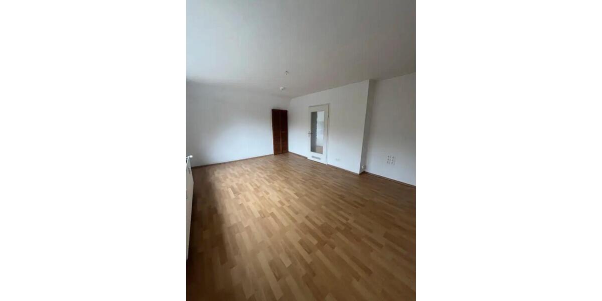 Dachgeschoßwohnung Salzgitter Ortschaft Nord - 3 Zimmer, 60 m&sup2;, 360&euro; | Angebot:26018736