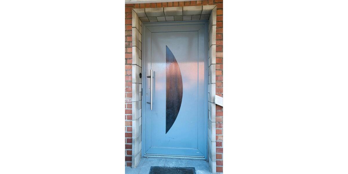 Einfamilienhaus Hillerse - 8 Zimmer, 220 m&sup2;, 1.500&euro; | Angebot:26025785