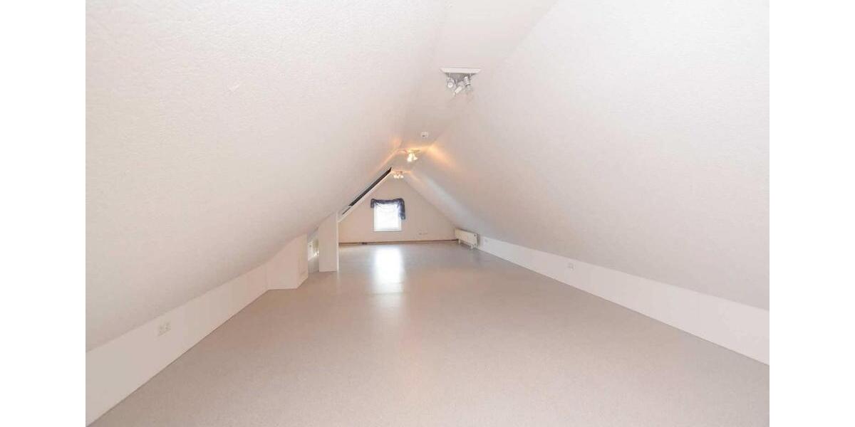 Maisonettenwohnung Braunschweig Lehndorf-Watenbüttel - 4 Zimmer, 167 m&sup2;, 1.450&euro; | Angebot:24751332