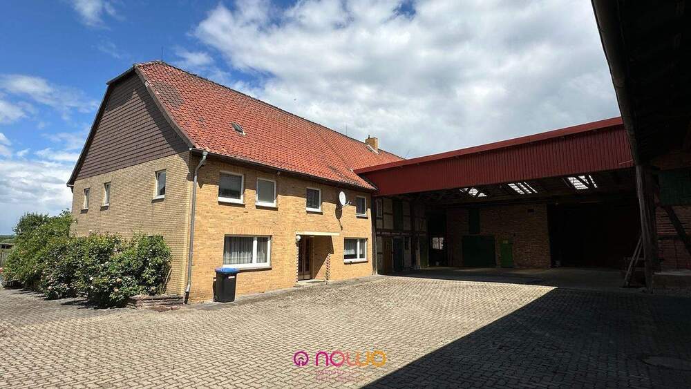 Bauernhaus, Landhaus Lengede Woltwiesche - 9 Zimmer, 284 m&sup2;, 325.000&euro; | Angebot:25671991