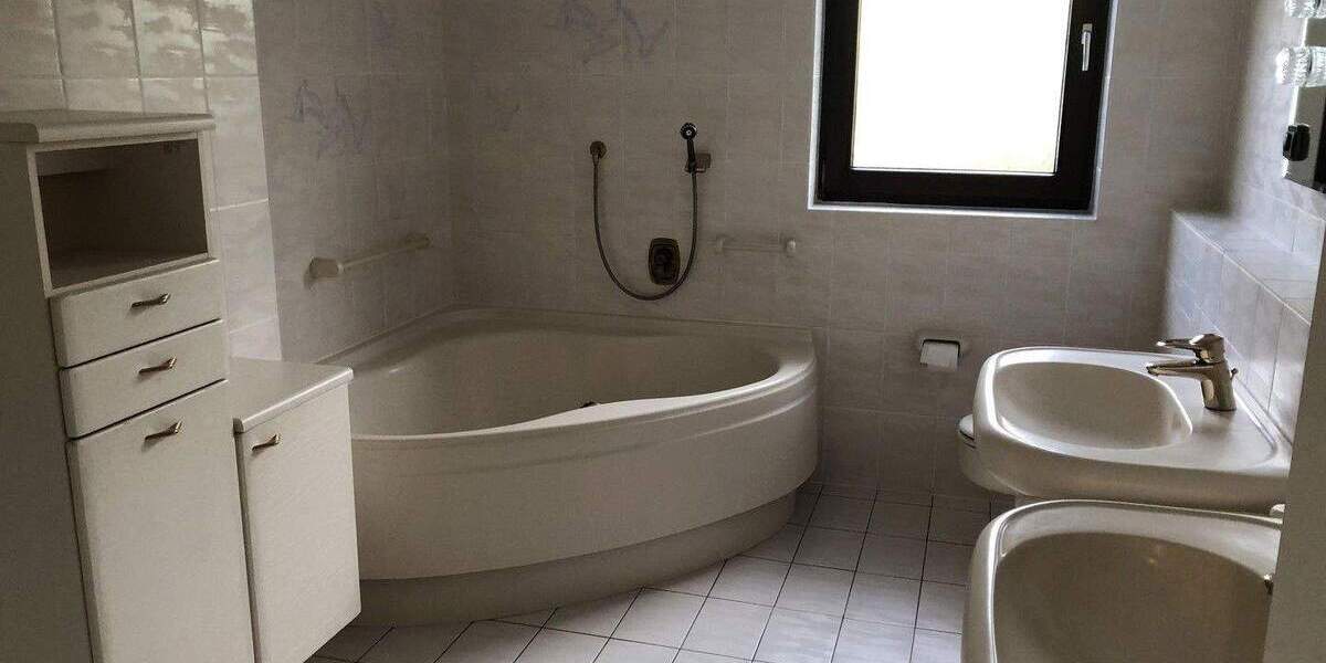 Mehrfamilienhaus, Wohnhaus Goslar Ohlhof - 7 Zimmer, 237 m&sup2;, 399.000&euro; | Angebot:25654161