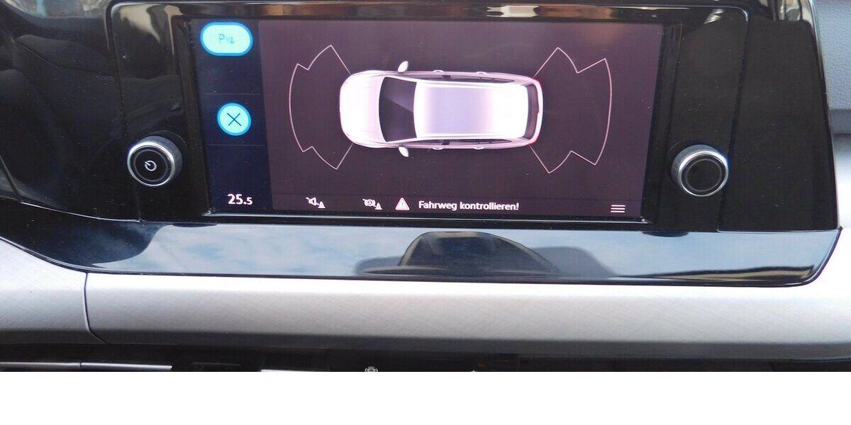 VW Golf Variant VIII 1.5 Life TSI Navi Klima Alu 31.700 km 19.990 &euro; Vordorf 38533