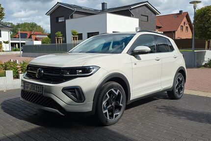 VW T-Cross 4.000 km 29.599 &euro; Wasbüttel 38553