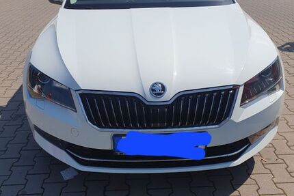Skoda Superb 191.000 km 12.199 &euro; Ilsede 31241