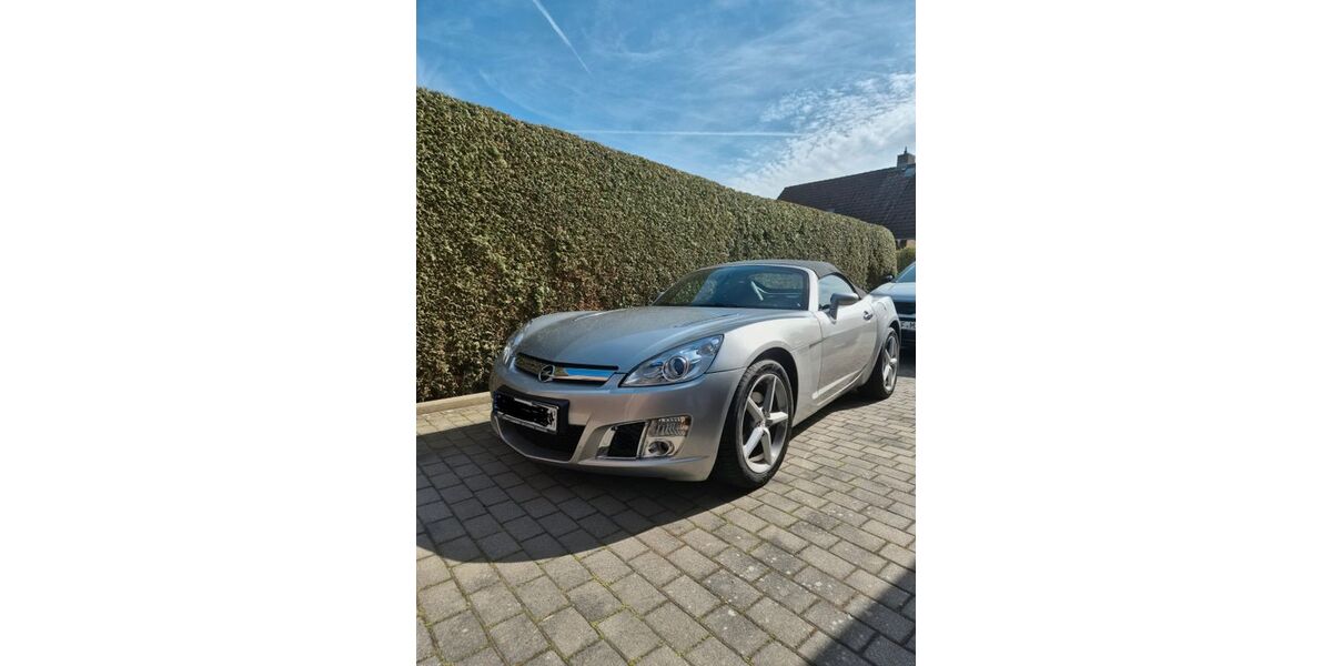 Opel GT 40.000 km 18.950 &euro; Bechtsbüttel 38527