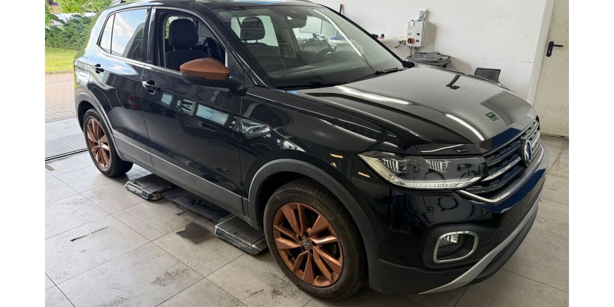 VW T-Cross 49.900 km 16.990 &euro; Braunschweig 38116