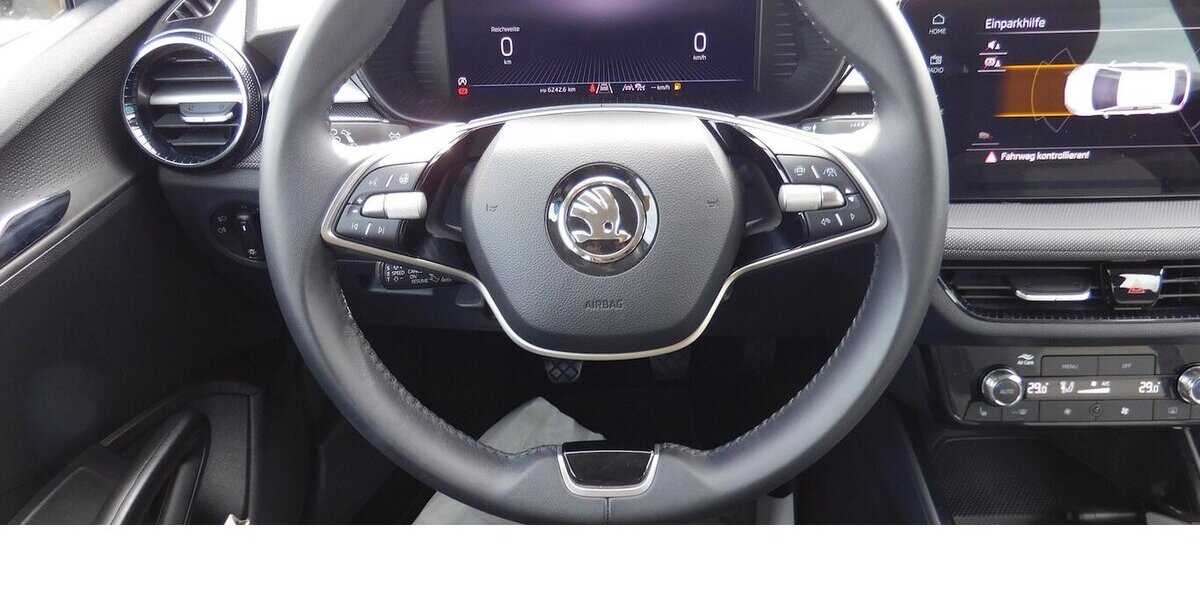 Skoda Fabia 1.0 SelectionTSI BMT Klima Navi 26.300 km 16.990 &euro; Vordorf 38533