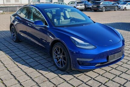 Tesla Model 3 124.995 km 19.970 &euro; Braunschweig 38112