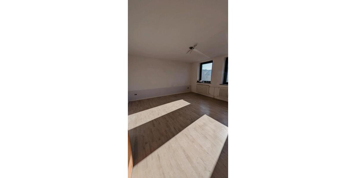 Etagenwohnung Braunschweig Lehndorf-Watenbüttel - 3.5 Zimmer, 75 m&sup2;, 670&euro; | Angebot:25718044
