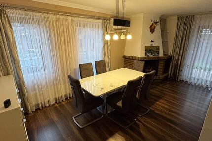 Wohnung Lengede - 7 Zimmer, 151 m&sup2;, 1.200&euro; | Angebot:26181080