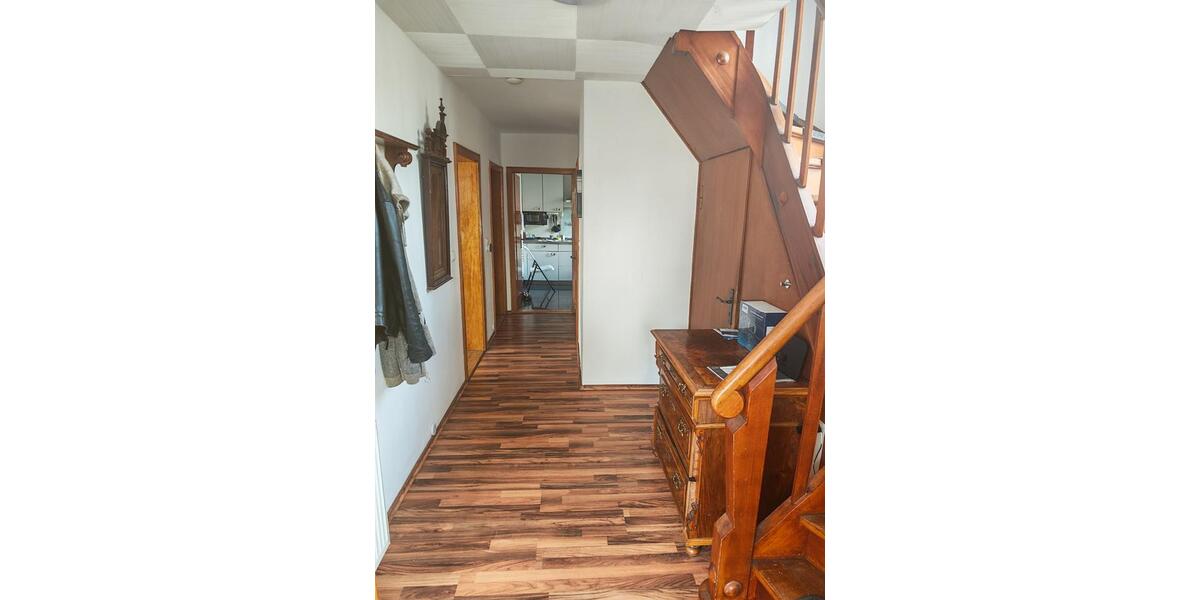 Einfamilienhaus Braunschweig Lehndorf-Watenbüttel - 6 Zimmer, 160 m&sup2;, 1.550&euro; | Angebot:26678416