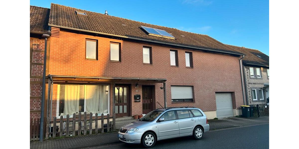 Einfamilienhaus Cremlingen - 7 Zimmer, 170 m&sup2;, 285.000&euro; | Angebot:25657121
