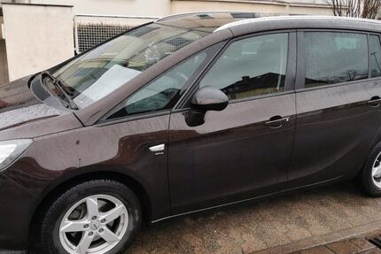 Opel Zafira Tourer 83.741 km 8.300 &euro; Peine 31228