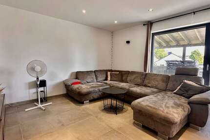 Haus Wolfenbüttel Ahlum - 9 Zimmer, 230 m&sup2;, 550.000&euro; | Angebot:27306106