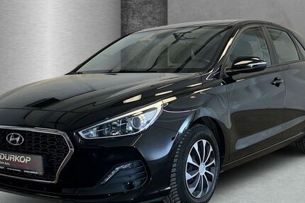 Hyundai i30 62.372 km 12.290 &euro; Braunschweig 38126
