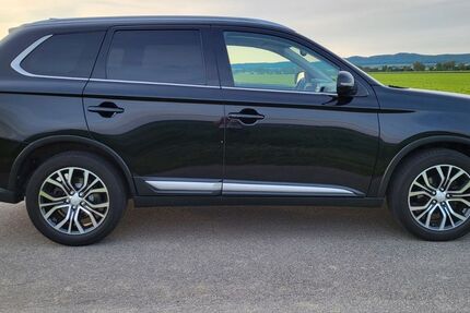 Mitsubishi Outlander 145.590 km 14.600 &euro; Liebenburg 38704
