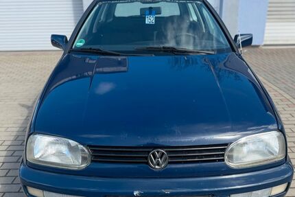 VW Golf 169.000 km 2.299 &euro; Goslar/Oker 38644
