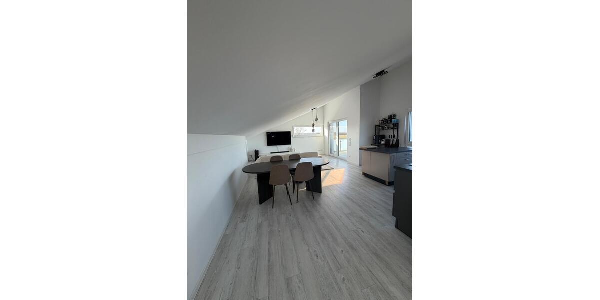 Dachgeschoßwohnung Calberlah - 1.5 Zimmer, 78 m&sup2;, 775&euro; | Angebot:25351140