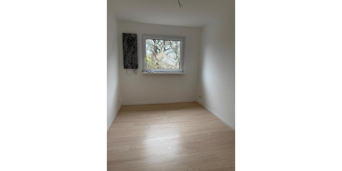 Dachgeschoßwohnung Schöningen - 3 Zimmer, 55 m&sup2;, 445&euro; | Angebot:25934260