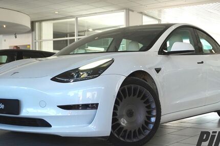 Tesla Model 3 26.100 km 29.350 &euro; Schöningen 38364