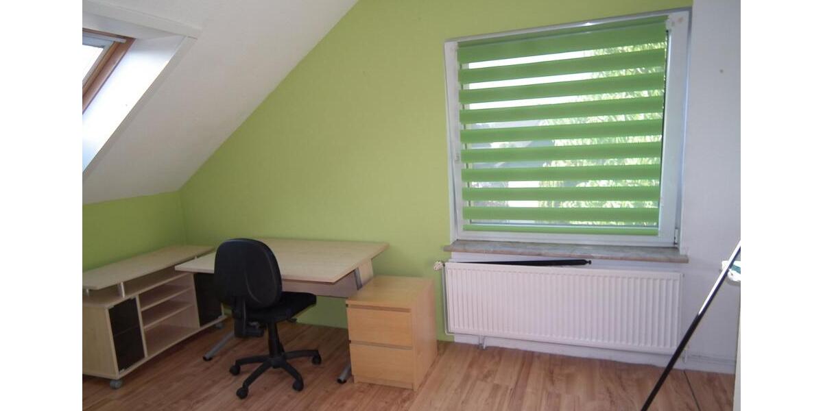 Dachgeschoßwohnung Wasbüttel - 2.5 Zimmer, 60 m&sup2;, 420&euro; | Angebot:26041123