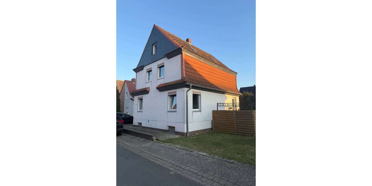 Einfamilienhaus Peine Peine Kernstadt - 8 Zimmer, 252 m&sup2;, 330.000&euro; | Angebot:25355954