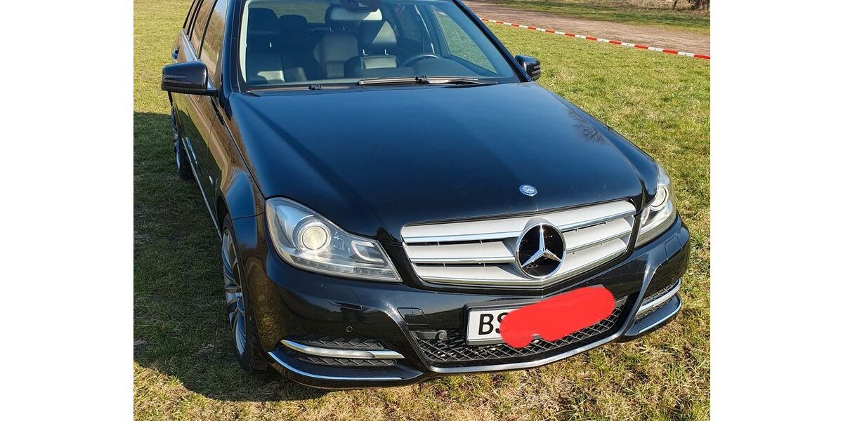 Mercedes-Benz C 300 340.000 km 5.350 &euro; Braunschweig 38120