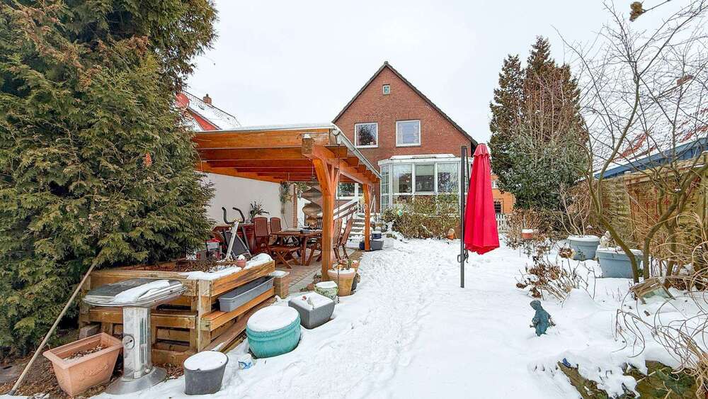 Einfamilienhaus Peine Südstadt - 6 Zimmer, 150 m&sup2;, 265.000&euro; | Angebot:25944370