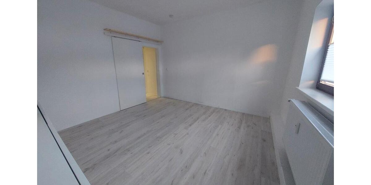 Erdgeschoßwohnung Braunschweig Lehndorf-Watenbüttel - 1.5 Zimmer, 30 m&sup2;, 310&euro; | Angebot:26681635
