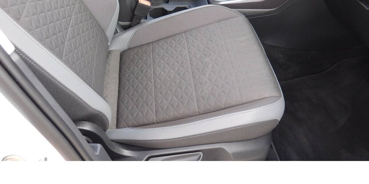 VW T-Cross 1.0 Style TSI BMT Navi Klima 31.800 km 17.390 &euro; Vordorf 38533