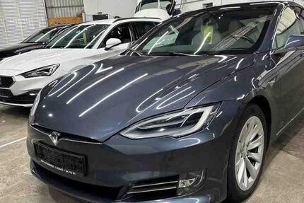 Tesla Model S 146.000 km 21.990 &euro; Peine 31226