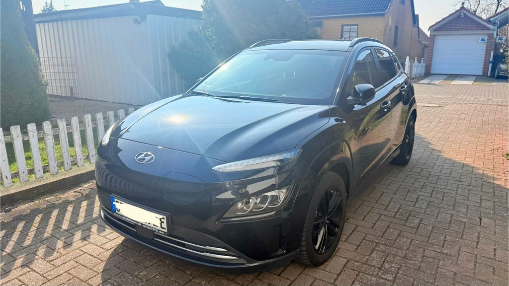 Hyundai KONA Elektro 48.250 km 16.499 &euro; Salzgitter 38239