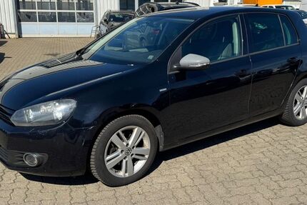 VW Golf 193.000 km 4.390 &euro; Salzgitter 38229
