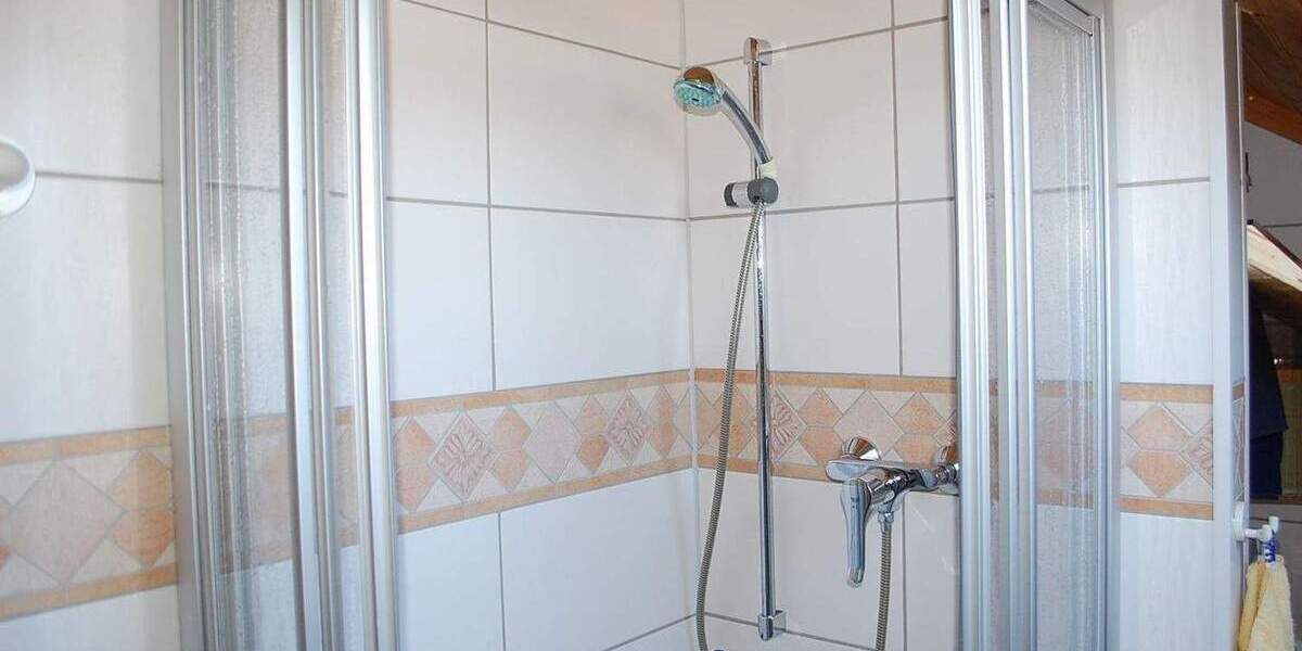 Einfamilienhaus Salzgitter Lebenstedt - 8 Zimmer, 208 m&sup2;, 419.900&euro; | Angebot:26202289